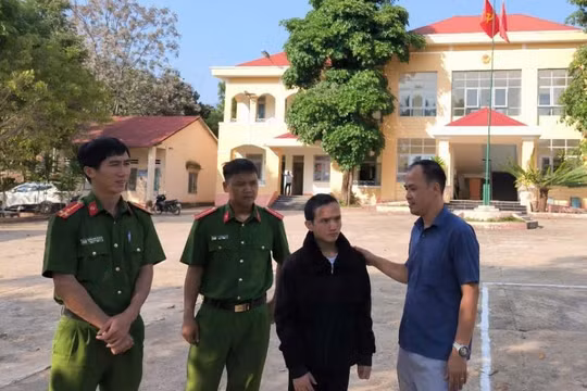 Kon Tum: Lên mạng tìm việc lương 1.000 USD/ tháng, 3 thanh niên bị lừa qua Campuchia