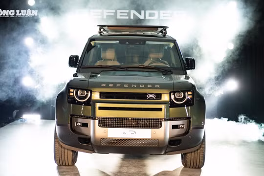 Chi tiết Land Rover Defender 2026 giá từ 5,1 tỷ đồng tại Việt Nam