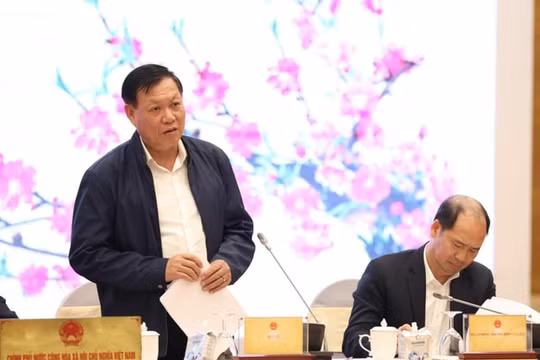 Nhà thầu trở lại thi công bệnh viện Bạch Mai và Việt Đức cơ sở 2, cố gắng hoàn thành trong năm 2025