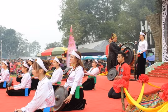 Tỉnh Hòa Bình khởi công không gian bảo tồn di sản Mo Mường