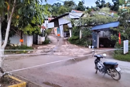 Sơn La: Di dời khẩn cấp hàng chục hộ dân vì sạt lở đất