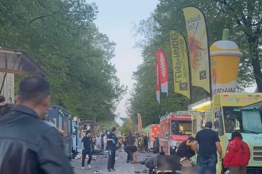 Nhiều thương vong trong vụ đâm xe tại lễ hội đường phố Canada