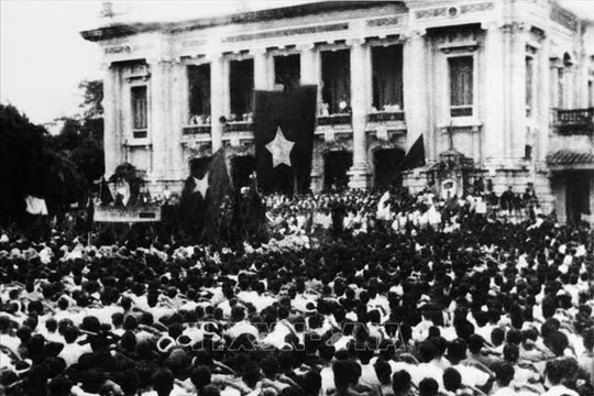 95 năm Mặt trận Tổ quốc Việt Nam: Từ dấu mốc 18/11 đến mốc son Mặt trận Việt Minh...