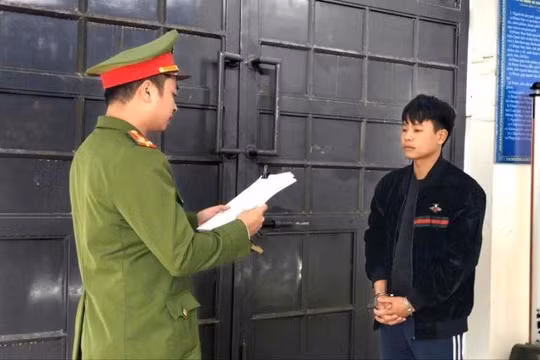 Quan hệ với bé gái 13 tuổi, một thanh niên bị khởi tố