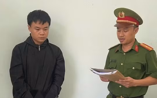 Nam thanh niên huy động vốn của người thân để 'nướng' tiền tỷ vào những canh bạc qua mạng