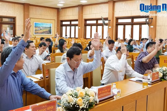 Nhất trí sáp nhập Đài PT&TH vào Báo Quảng Ngãi, hướng tới nâng cao hiệu quả hoạt động báo chí