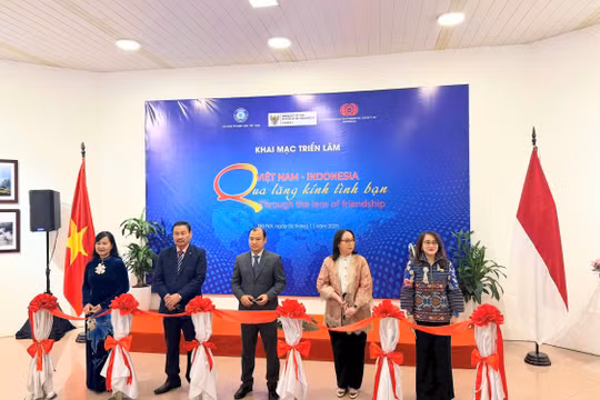 70 năm hữu nghị Việt Nam - Indonesia qua góc nhìn nghệ thuật nhiếp ảnh
