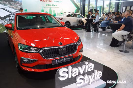 Giá xe Skoda Slavia từ 468 triệu đồng chính thức ra mắt khách Việt