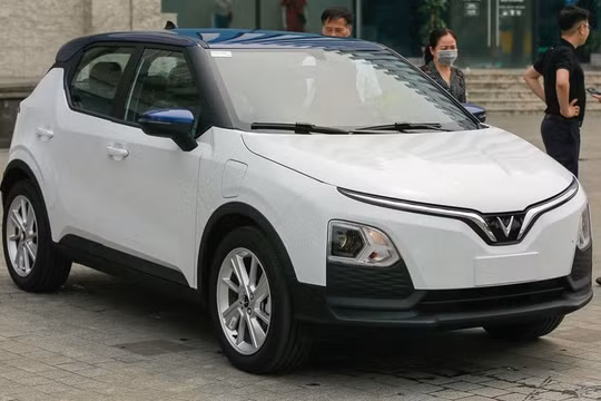 VinFast VF 5 trong mắt người dùng: Ưu - nhược so với xe xăng truyền thống