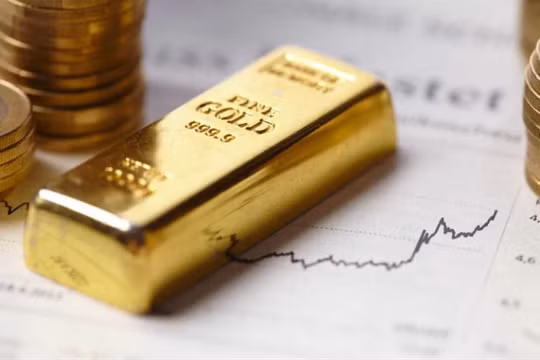 Đồng USD hồi phục, kim loại quý tăng vọt