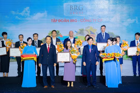 Tập đoàn BRG lần thứ 5 liên tiếp được vinh danh doanh nghiệp bền vững Việt Nam