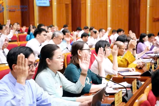 Quảng Ninh: Hội đồng nhân dân tỉnh thông qua nhiều nghị quyết quan trọng tại Kỳ họp thứ 26