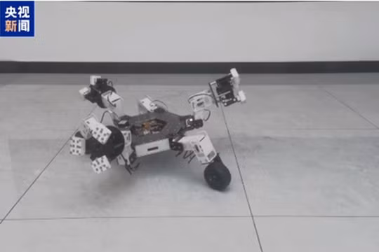 Trung Quốc tự phát triển robot khai khoáng không gian đầu tiên