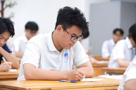 Đáp án đề thi tốt nghiệp THPT 2025 môn Lịch sử, mã đề 0802 (tham khảo)