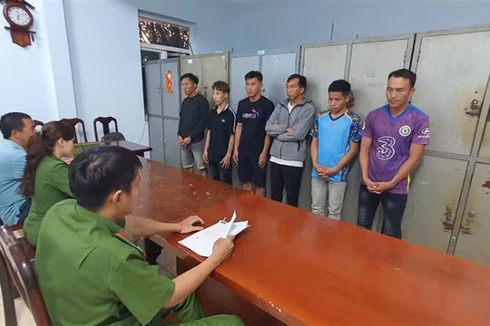 6 đối tượng ép cháu gái 14 tuổi uống bia say để hiếp dâm