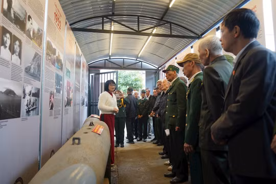 Trưng bày 'Khát vọng tự do' - Hành trình tri ân những người anh hùng trong ngục tù