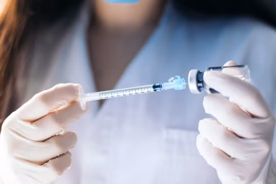 Chính phủ sửa mục tiêu về làm chủ công nghệ, sản xuất vắc xin đến năm 2030