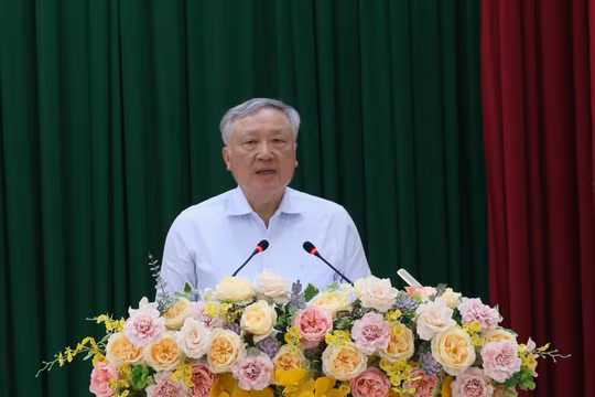 Phó Thủ tướng Thường trực Nguyễn Hòa Bình dự Lễ công bố quyết định đặc xá