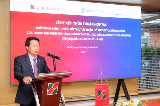 Agribank và Trung tâm Phục vụ Hành chính công TP Hà Nội hợp tác triển khai mô hình hỗ trợ người dân thực hiện dịch vụ công tại điểm giao dịch của ngân hàng