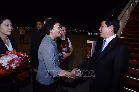 Chủ tịch nước Lương Cường đến Bắc Kinh dự lễ kỷ niệm 80 năm chiến thắng phátxít