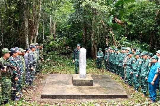 Thắt chặt phối hợp biên phòng Việt Nam – Lào vì đường biên ổn định, phát triển
