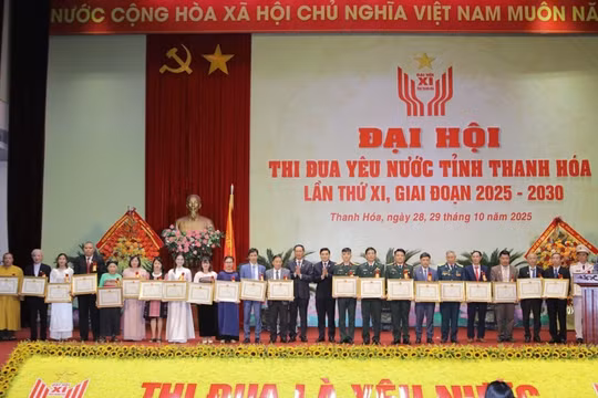 Ba nhà báo tiêu biểu của xứ Thanh được vinh danh tại Đại hội Thi đua yêu nước tỉnh Thanh Hóa lần thứ XI