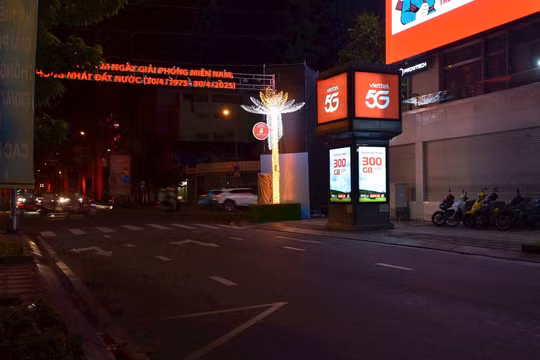 Viettel tri ân khách hàng và tăng cường sóng 5G phục vụ dịp Đại lễ