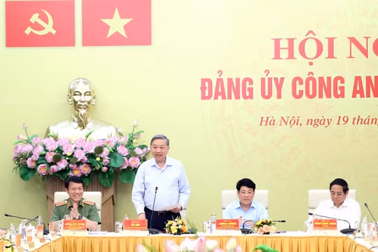 Tổng Bí thư Tô Lâm: Lực lượng Công an phải là điểm tựa vững chắc trong giai đoạn đất nước chuyển mình