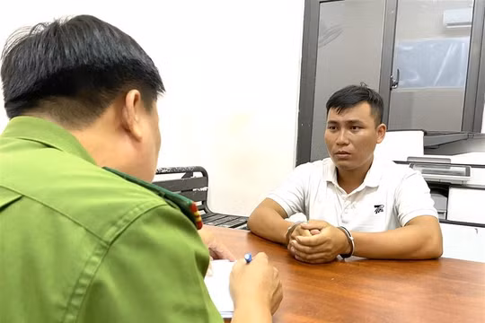 2 anh em ruột rủ nhau cướp tiệm vàng ở Tp. HCM khai gì tại cơ quan Công an?