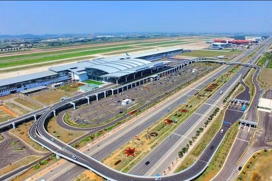 Làm rõ lý do đề xuất cơ chế đặc thù đầu tư xây dựng tuyến đường kết nối sân bay Gia Bình với Hà Nội