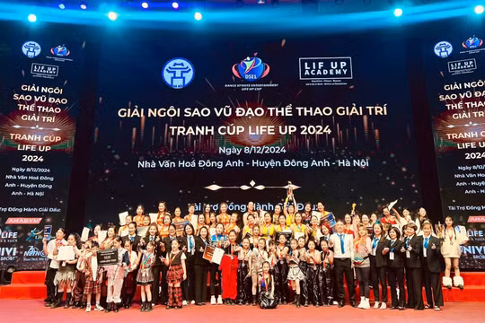 Gần 700 vận động viên tham gia giải đấu Ngôi sao vũ đạo Hoa Phượng
