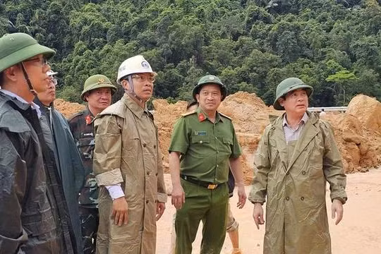Khánh Hòa khẩn trương khắc phục sạt lở tại đèo Khánh Lê
