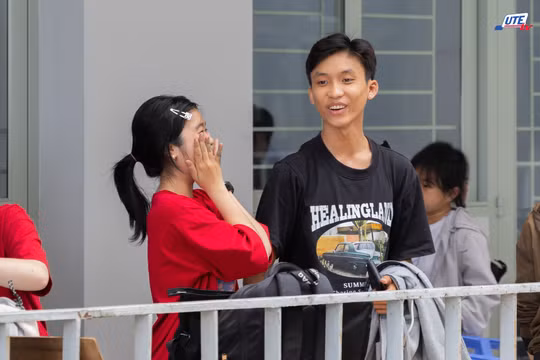 Điểm chuẩn sư phạm biến động, xuất hiện 'ngôi sao mới'