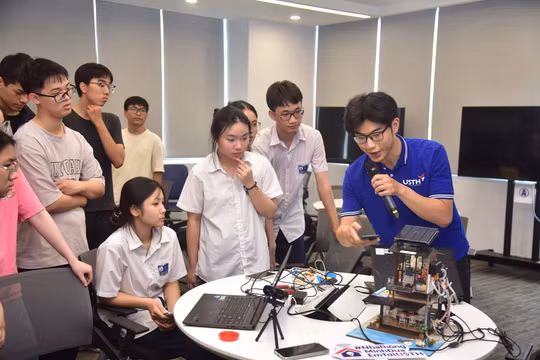 Ngành công nghệ vệ tinh là 'mỏ vàng' mới cho gen Z