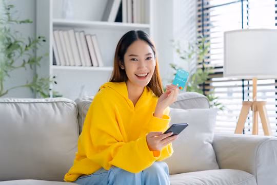 Hàng ngàn e-voucher đã được trao đến chủ thẻ tín dụng OCB