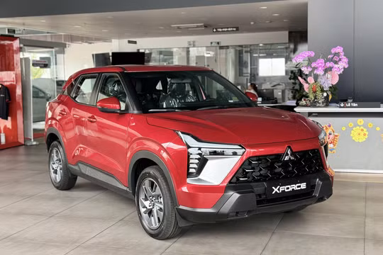 Doanh số Mitsubishi lao dốc nặng nhất thị trường ô tô Việt Nam