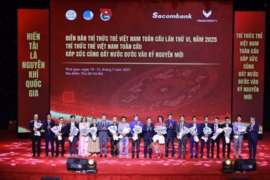 Điểm hẹn của tri thức, khát vọng và hành động