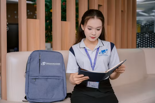 Thí sinh trúng tuyển bổ sung hoang mang vì trường thông báo 'không cần xác nhận nhập học'