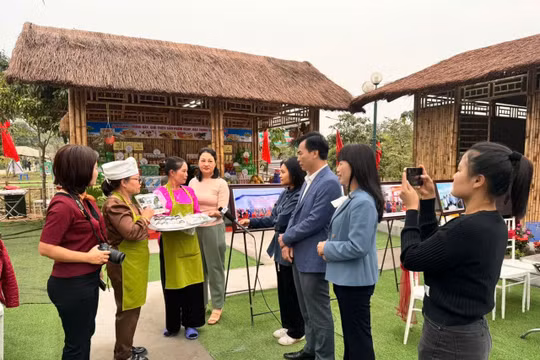 Lễ hội Đền Hùng 2025: Có 230 phóng viên, nhà báo hội tụ đưa tin