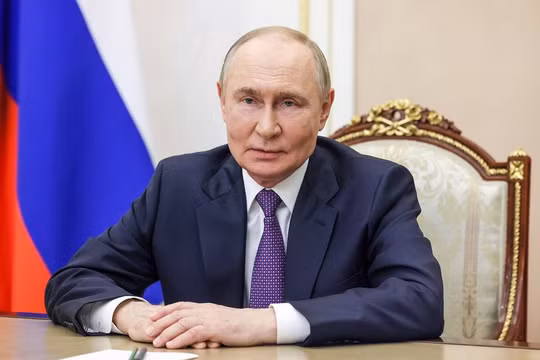 Tổng thống Vladimir Putin điện đàm với ông Kim Jong Un nhân kỷ niệm 80 năm ngày giải phóng Triều Tiên