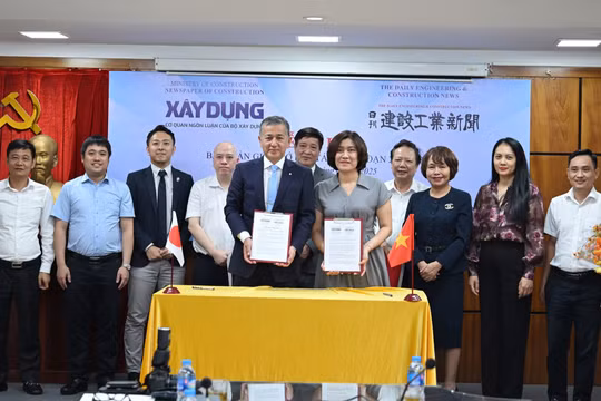 Báo Xây dựng và Báo Tin tức Kỹ thuật Xây dựng Nhật Bản ký ghi nhớ hợp tác