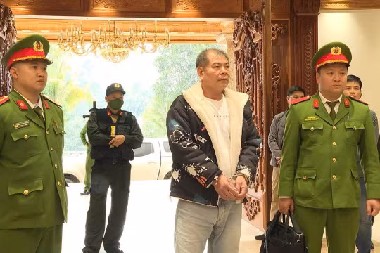 Tìm bị hại trong vụ bắt Tuấn trắng chủ Trạm dừng nghỉ Ngọc Anh