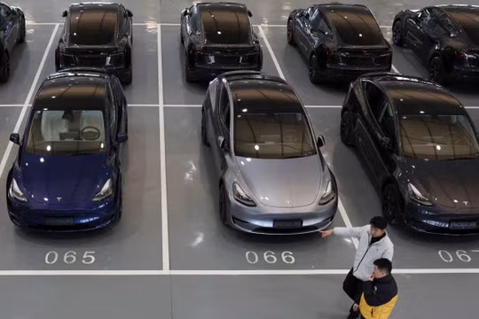 Tesla kiện EU vì áp thuế quan đối với xe điện từ Trung Quốc