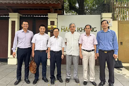 Ra mắt Tạp chí Hàng không