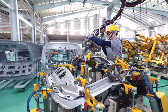 Nhiều chỉ số khởi sắc, mục tiêu tăng trưởng GDP đạt 8% 'trong tầm tay'
