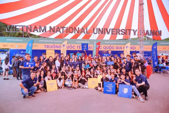 Đại học Quốc gia Hà Nội tuyển bao nhiêu chỉ tiêu chính quy trong năm 2025?