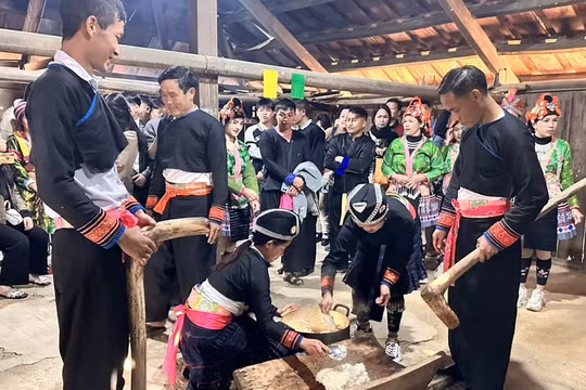 Trải nghiệm văn hóa truyền thống dân tộc Mông tại Hà Nội