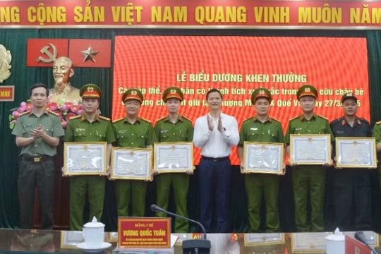 Bắc Ninh khen thưởng các tập thể, cá nhân trong vụ giải cứu cháu bé 9 tuổi bị bắt làm con tin