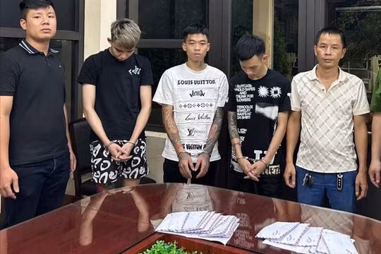 Bắt quả tang 3 đối tượng mua bán ma túy tại Thái Nguyên