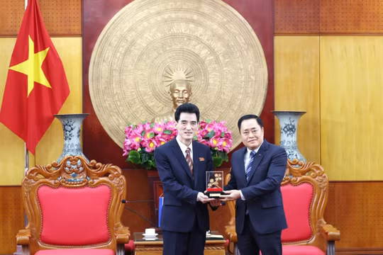 Đại sứ Triều Tiên thăm Lạng Sơn, nhấn mạnh mối quan hệ truyền thống